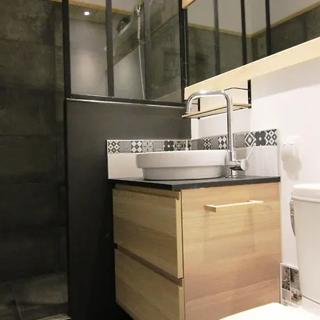 4 Pers Avec Balcon, Parking Et Acces Pistes - - Fr-1-405-134